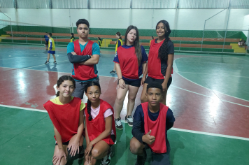 Foto - Treino de Vôlei Infantil e Adolescentes