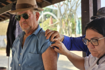 Foto - Vacinação nos trabalhadores do Setor de Obras 