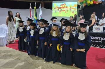 Foto - Formatura Pré-Escola Luzia Sanches Diniz