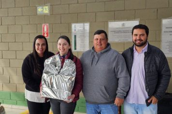 Foto - Professores da rede municipal de Albertina recebem Chromebooks para uso pedagógico