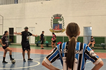 Foto - Treino de Futsal Feminino