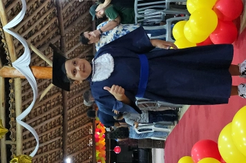 Foto - Formatura Pré-Escola Luzia Sanches Diniz