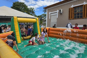 Foto - Natal na Praça – Albertina de Luz 2025