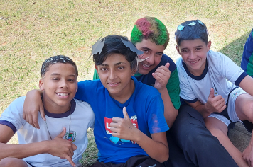 Foto - Dia do Cabelo Maluco – Escola Municipal Antonio Ferreira