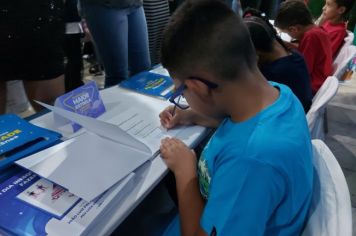 Foto - Noite de Autógrafos na Pré-Escola Luzia Sanches Diniz celebra educação, cultura e criatividade