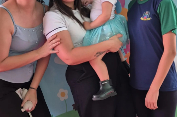 Foto - Uma semana inesquecível de cores, fantasia e sorrisos na Creche Municipal Tereza Rossi