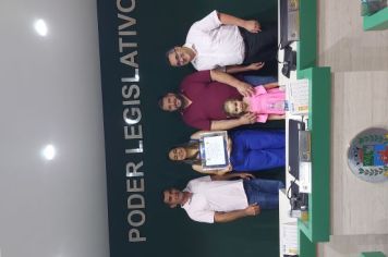 Foto - Time de Futsal Feminino de Albertina Recebe Honraria na Câmara Municipal