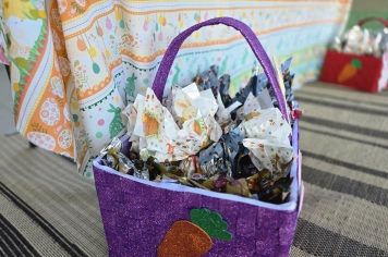 Foto - Entrega de Ovos de Páscoa Escolas Municipais