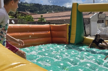 Foto - Natal na Praça – Albertina de Luz 2025