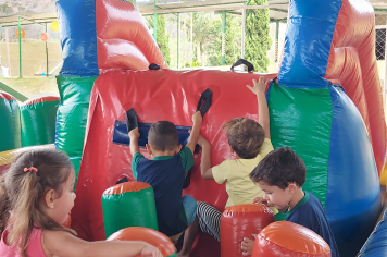 Foto - Diversão e Brinquedos Infláveis na Semana das Crianças!