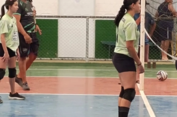 Foto - Primeiro amistoso das categorias de base do vôlei