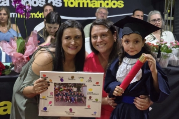 Foto - Formatura Pré-Escola Luzia Sanches Diniz