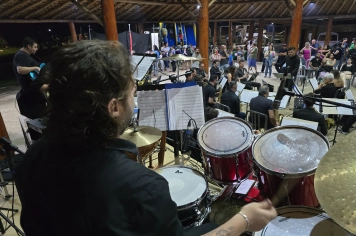 Foto relacionada - O Natal de Albertina brilhou de um jeito único e inesquecível!