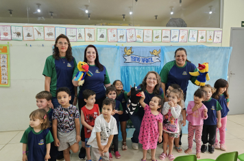Foto - Teatro educativo conscientiza crianças sobre o combate à dengue