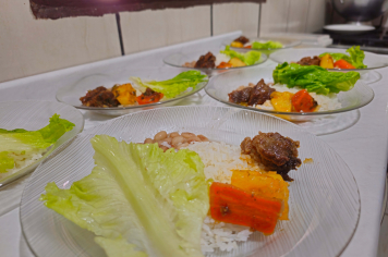 Foto - Alimentação nas Escolas de Albertina