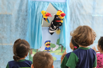 Foto - Teatro educativo conscientiza crianças sobre o combate à dengue