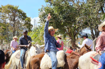 Foto - 6ª Cavalgada Beneficente ao Natal