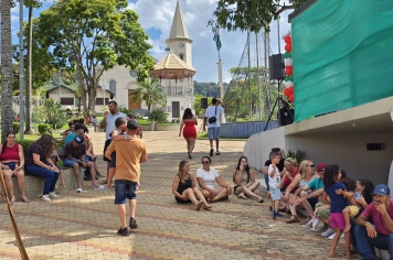 Foto - Natal na Praça – Albertina de Luz 2025