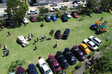 Foto - 2º Encontro de Carros Antigos