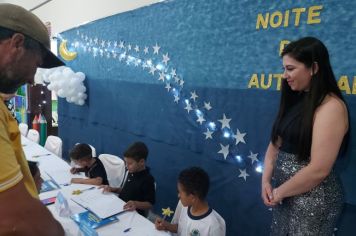 Foto - Noite de Autógrafos na Pré-Escola Luzia Sanches Diniz celebra educação, cultura e criatividade