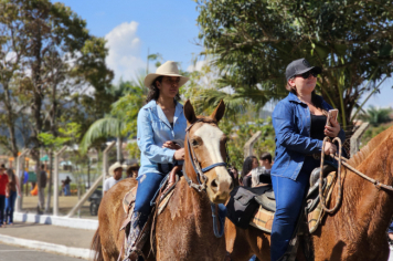 Foto - 6ª Cavalgada Beneficente ao Natal