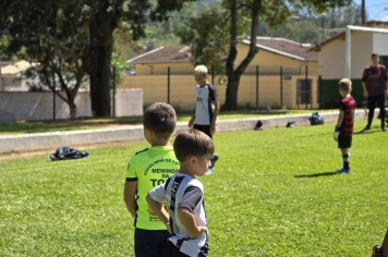 Foto - Treino de Futebol de Campo (Crianças e Adolescentes)
