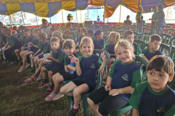 Foto - Crianças da Pré-Escola vivem dia mágico no circo em Jacutinga