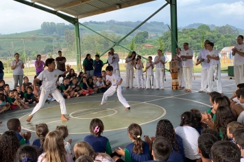 Foto - Capoeira, Cultura e Educação na Escola Antonio Ferreira