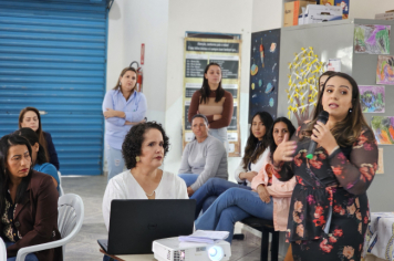 Foto - Agosto Lilás