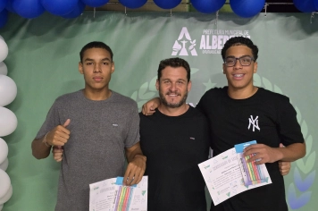 Foto relacionada - Albertina celebra avanços na educação com a cerimônia de premiação do Projeto +IDEB