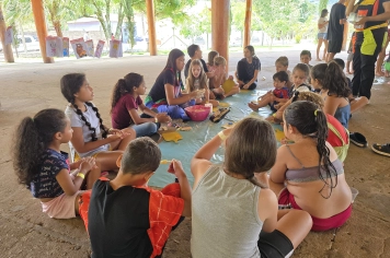 Foto relacionada - Parque do Lago vira cenário de alegria, cuidado e espírito natalino com o Dia de Natal Sicoob Credivass