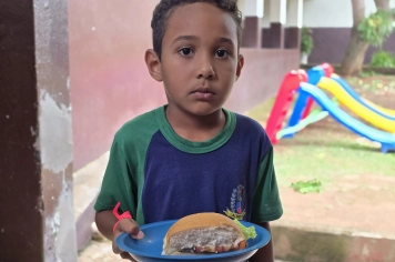 Foto - Lanche Especial de Fim de Ano | Pré-Escola Luzia Sanches Diniz