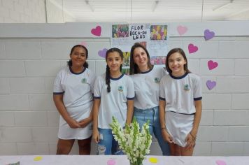 Foto - Feira de Conhecimento: Escola Municipal Antônio Ferreira