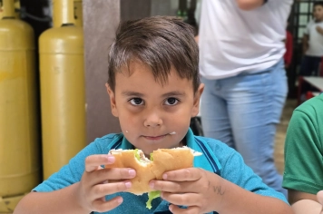 Foto - Lanche Especial de Fim de Ano | Pré-Escola Luzia Sanches Diniz