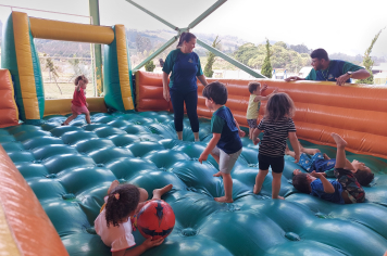 Foto - Diversão e Brinquedos Infláveis na Semana das Crianças!