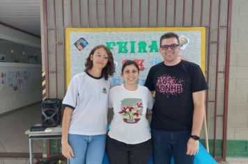 Foto - Feira de Conhecimento: Escola Municipal Antônio Ferreira