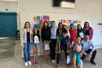 Foto - Colorindo o Futuro com o Sicoob Credivass