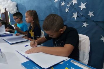 Foto - Noite de Autógrafos na Pré-Escola Luzia Sanches Diniz celebra educação, cultura e criatividade