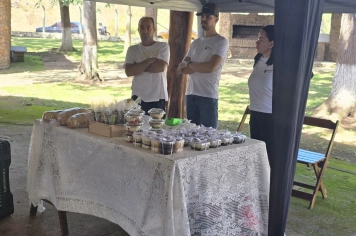 Foto - 2º Encontro de Carros Antigos