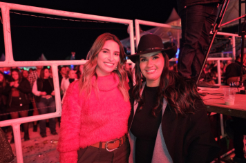 Foto - Tradição e fé embalaram o segundo dia do rodeio