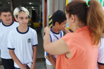 Foto - Feira de Conhecimento: Escola Municipal Antônio Ferreira