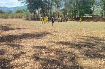 Foto - Cruzeirinho Empata com Folha Seca e Atletas Recebem Certificados de Participação