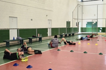 Foto - Treino de Futsal Feminino
