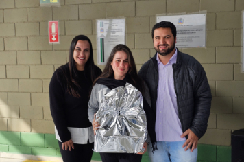 Foto - Professores da rede municipal de Albertina recebem Chromebooks para uso pedagógico