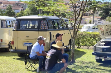 Foto - 2º Encontro de Carros Antigos