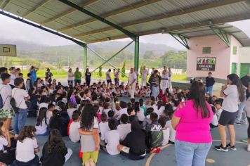 Foto - Capoeira Transforma Semana da Consciência Negra na Escola Antônio Ferreira