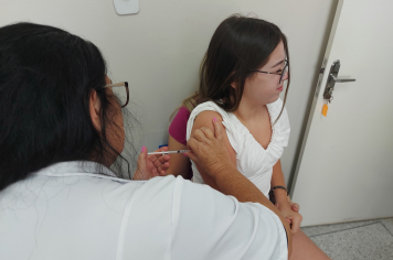 Foto - Campanha de Atualização de Vacinas na UBS de Albertina