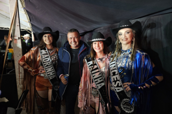 Foto - Abertura do 29º Rodeio leva emoção e espetáculo à arena!