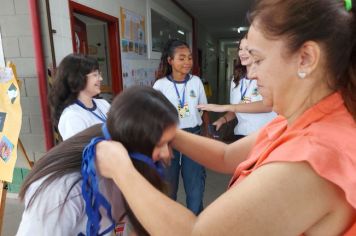 Foto - Feira de Conhecimento: Escola Municipal Antônio Ferreira