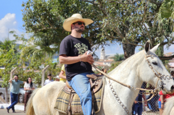 Foto - 6ª Cavalgada Beneficente ao Natal